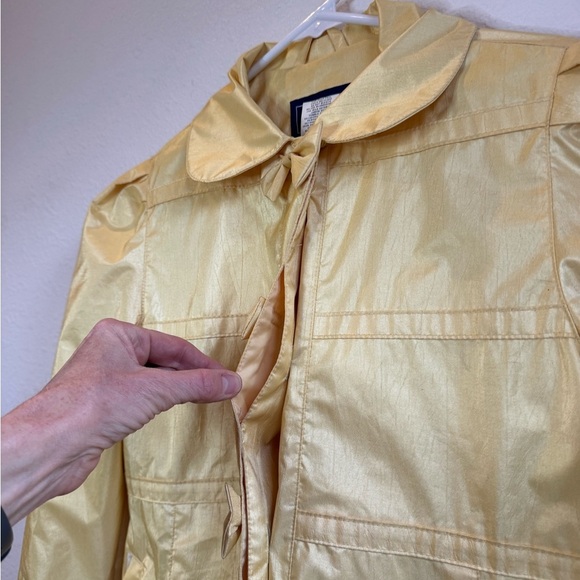 S. ROTHSCHILD Vintage Pleated Front Coat - Picture 6 of 13